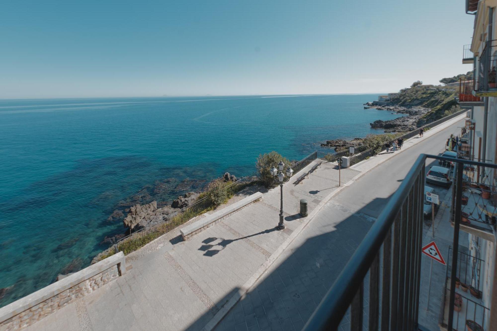 Tra La Rocca E Il Mare Di Cefalú Exterior foto